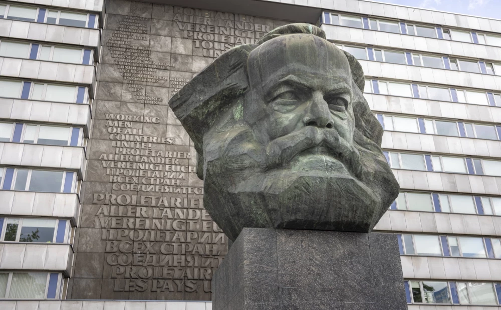 Tyskland vil bruke nesten en million på et sitat fra Marx