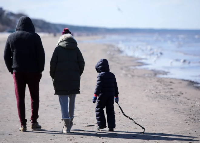 Ārsts ilgdzīvotājs nosauc galveno kļūdu, kuras dēļ cilvēki noveco ātrāk