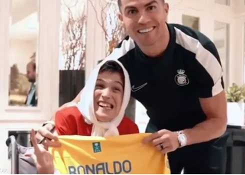 Ronaldu ar Fatimu (ekrānuzņēmums no soctīkliem)