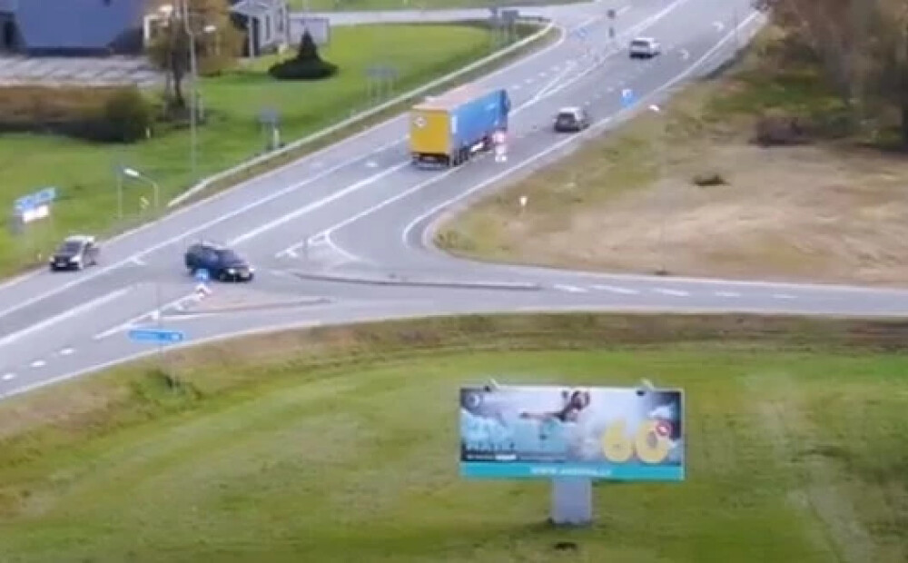 VIDEO: ar drona palīdzību divu stundu laikā izdodas noķert 30 nekaunīgus autovadītājus