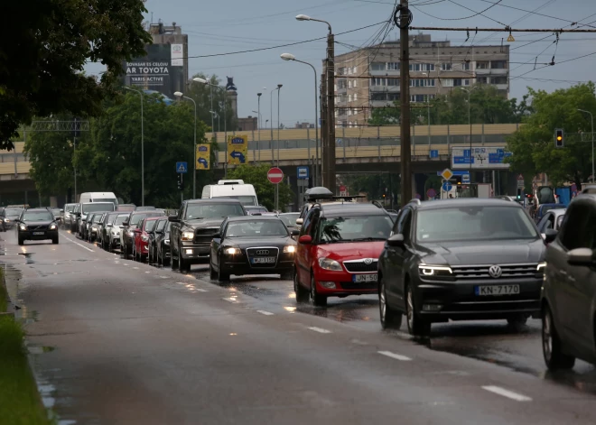 Cīņā ar odometru "tinējiem" mudina grozīt tehniskās apskates noteikumus