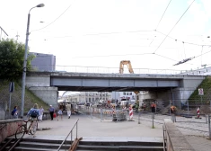 Восстановлено движение под мостом на улице Прагас в Риге