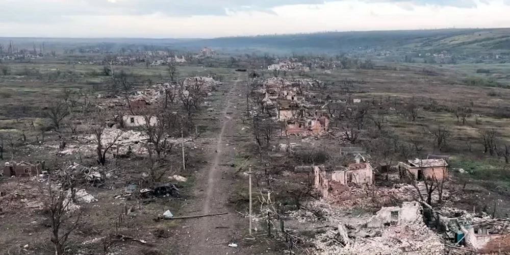 Krievu okupantu atnestā iznīcība Kliščijivkā.