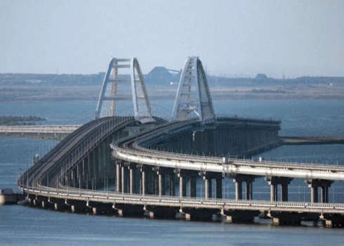 Ukrainas Jūras spēki atklāj, ka Krimas tilts noteikti tiks iznīcināts, un paziņo, kad