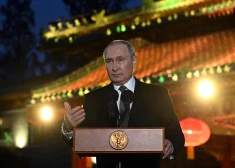 Aiz propagandas priekškara: Krievija kļuvusi par nedemokrātiskās pasaules aizstāvi
