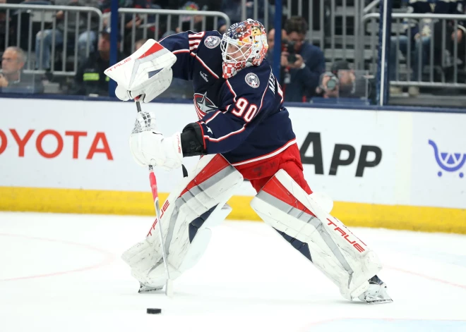 Merzļikinam atvairīti 25 metieni "Blue Jackets" zaudējumā papildlaikā. VIDEO