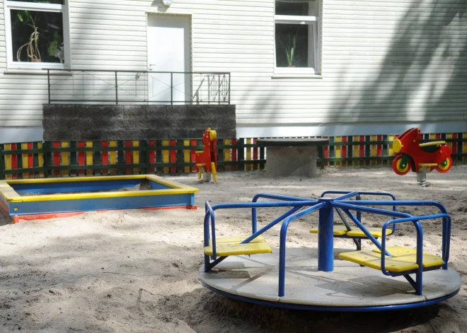 Kur paliek humānu iemeslu dēļ Latvijā ielaistie nelegālie imigranti, un cik no patvēruma lūdzējiem pamet Latviju?