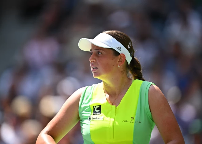 Ostapenko debija prestižajā "WTA Elite Trophy" beidzas pēc grupu sacensībām