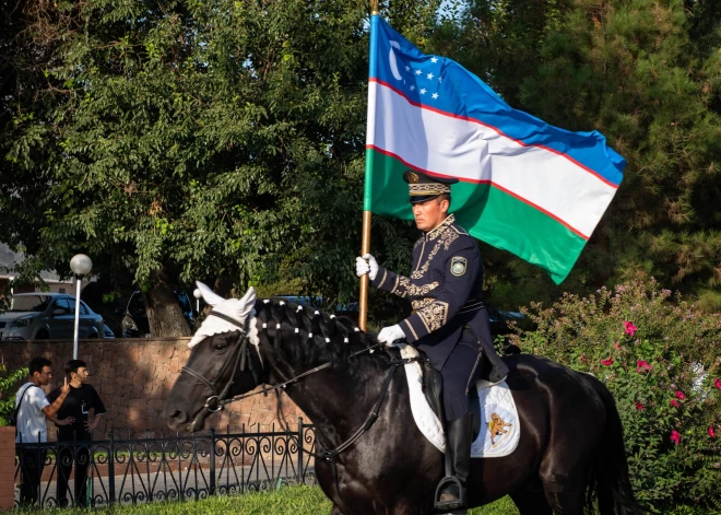 Dzimtenē vajāts Uzbekistānas pilsonis tiesas ceļā izcīna patvērumu Latvijā