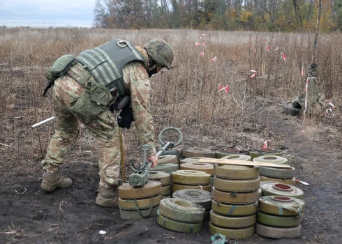 TEKSTA TIEŠRAIDE. Krievijas karš Ukrainā: Krievija izmantojusi jaunu taktiku, lai naktī uzbruktu Ukrainai