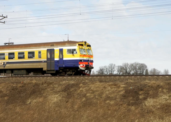 "Pasažieru vilciens" izsolīs divdesmit elektrovilcienu vagonus