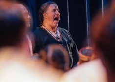 FOTO: "Es jūtos aplaudēts, ne bišķiņ, bet daudz un no sirds!" Agris Daņiļevičs ir saviļņots par 60 gadu jubilejas koncerttūrē pieredzēto