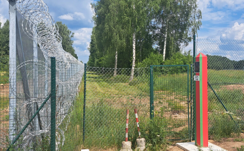 Pirmdien novērsti 79 cilvēku mēģinājumi nelikumīgi šķērsot Latvijas-Baltkrievijas robežu
