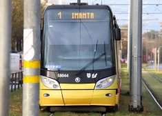 Tehniska ķibele paralizē tramvaju kustību Slokas ielā