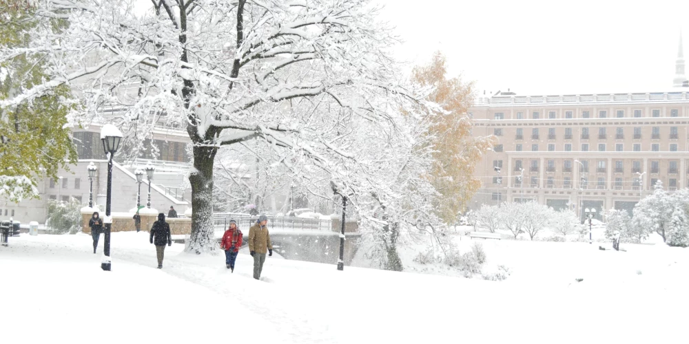 Laika vērotājs Vilis Bukšs prognozē, kad Latvijā varētu sākties īsta ziema