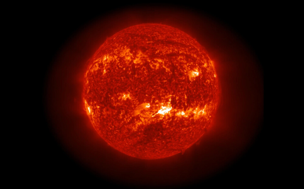 Zinātnieki atzīst savu kļūdu – Saules aktivitāte prognozēta nepareizi, mēs tuvojamies “sprādzienbīstamam saules aktivitātes maksimumam”