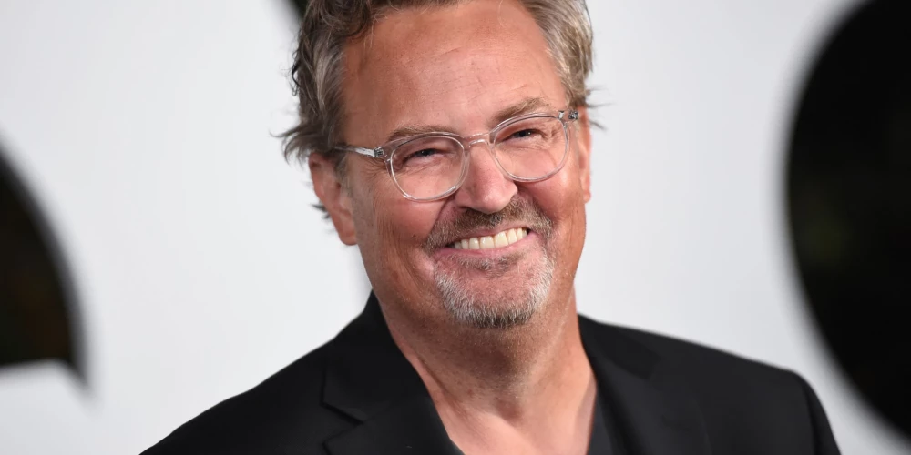 Kas zināms par Metjū Perija atturības statusu pēc baumām, ka atkarība ...