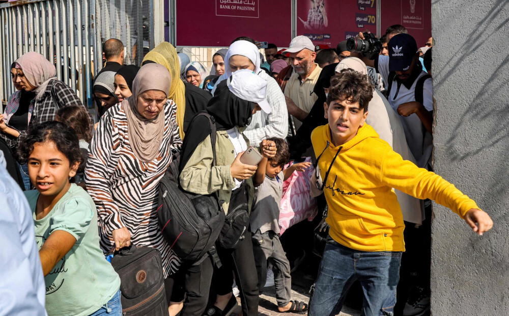 Ēģiptē no Gazas joslas ielaisti 76 ievainoti palestīnieši un 335 ārzemnieki
