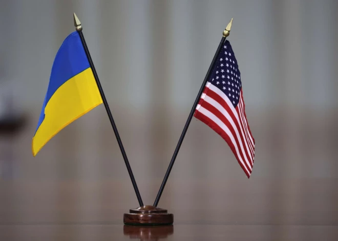 Aptauja: 41% amerikāņu uzskata, ka ASV pārāk atbalsta Ukrainu