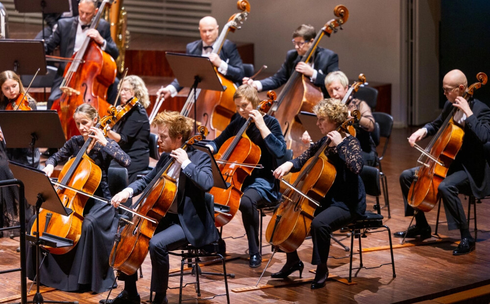 FOTO: cilvēki Liepājā izbauda Berlioza Fantastiskā simfoniju