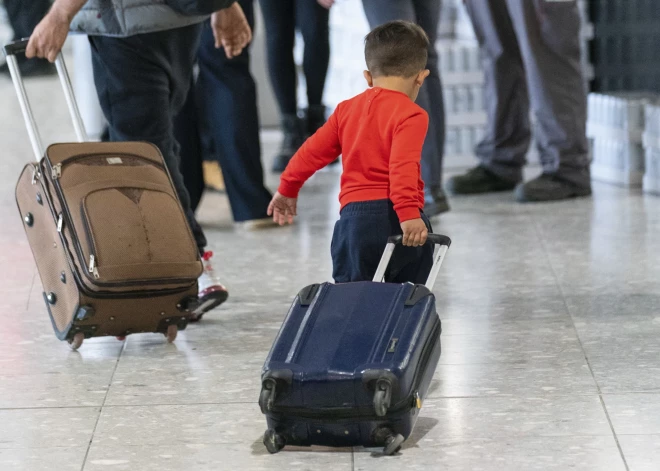 ANO: pasaulē vismaz 4,4 miljoni cilvēku ir bezvalstnieki, bet šo "neredzamo cilvēku" skaits varētu būt krietni lielāks