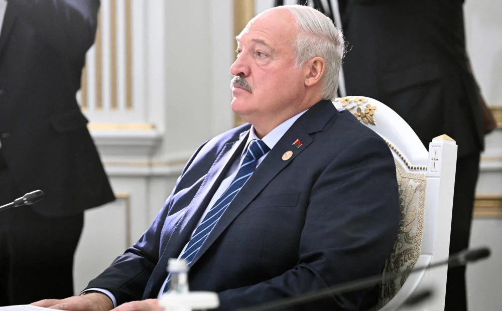 Belarus-Lithuania Tensions: Lukashenko Dismisses Notes and Criticizes Elite