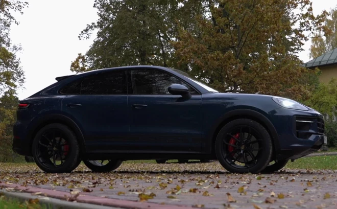 "Porsche" entuziastiem jaudas vienmēr būs par maz, tomēr "Cayenne S" 474 zirgspēki un 600 ņūtonmetri ir arguments.