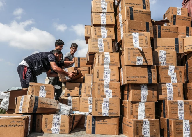 Gazas joslā dienā iebrauc vidēji 33 kravas mašīnas ar palīdzību