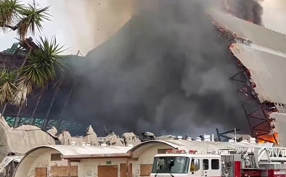 VIDEO: liesmas noposta vēsturisku ēku, kurā filmēti tādi kino šedevri kā 