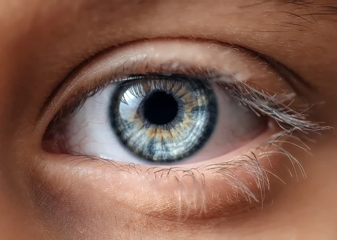 Ko, raugoties acīs, var uzzināt par mūsu smadzenēm?