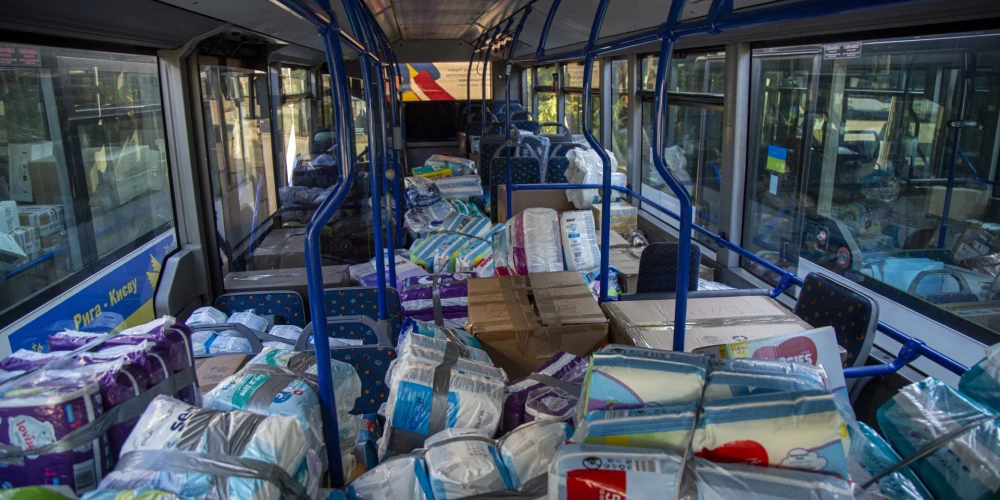 Рига подарит Чернигову 10 автобусов; рижанам предлагается заполнить их гуманитарной помощью