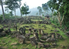 "Gunung Padang" piramīda varētu būt pat 27 000 gadu veca.