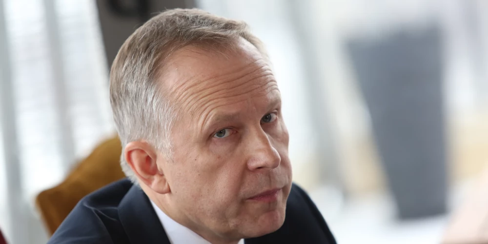 Бывшему президенту Банка Латвии не удалось засудить государство