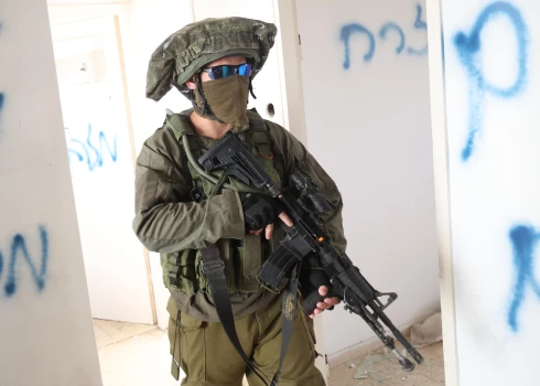 Izraēla ievēros četru stundu pārtraukumus militārajās operācijās Gazas ziemeļos
