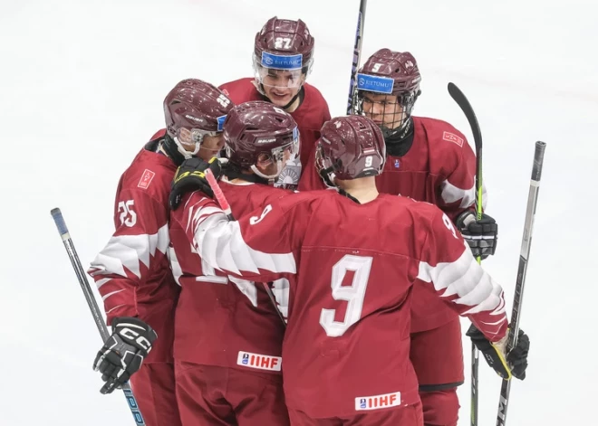 Latvijas U-20 hokejisti pārbaudes turnīrā Polijā zaudē mājiniekiem