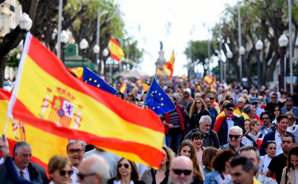 Spānijā vismaz 100 000 protestē pret katalāņu separātistu amnestiju
