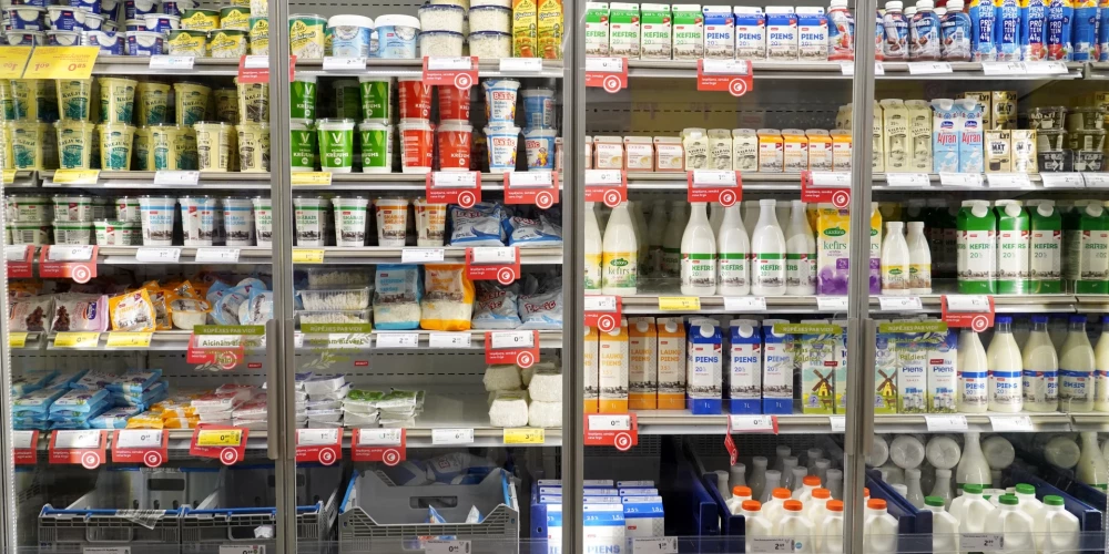 Торговцы просят у поставщиков низкие цены. Если их нет, ищут продукцию в других странах. 