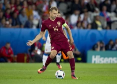 Seškārtējais futbola čempions aicina sportistus doties prom no Krievijas