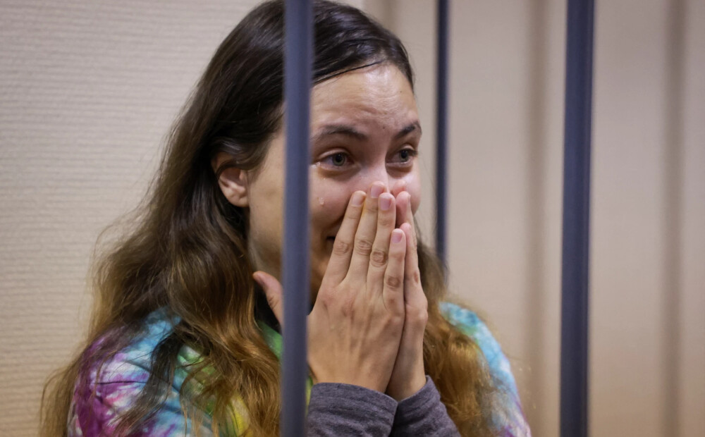 Krievijas tiesa piespriež māksliniecei Skočiļenko septiņu gadu cietumsodu