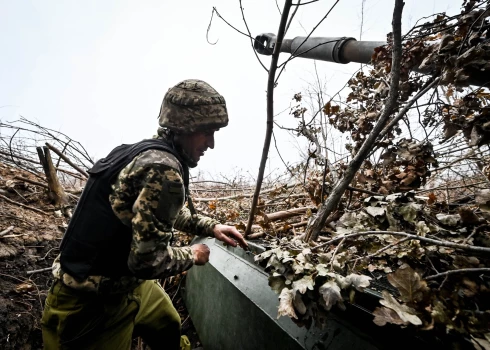 Ukrainas karaspēks nostiprinājes Dņepras kreisajā krastā pie Hersonas