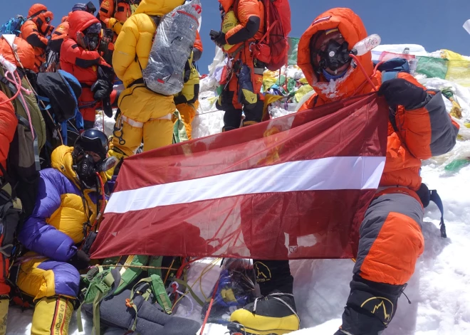 Nejaušību virkne aizved latvieti Juri līdz Everestam