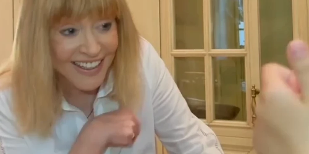 ВИДЕО: Алла Пугачева с сыном на Кипре посетила монастырь