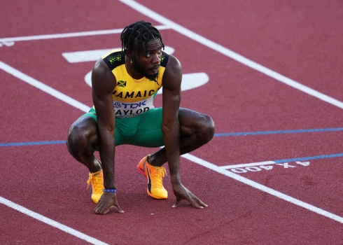 Jamaikas sprinteris Teilors diskvalifikācijas dēļ nevarēs piedalīties Parīzes olimpiskajās spēlēs