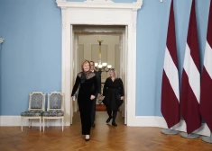 FOTO: prezidents aicina sabiedrības pārstāvjus uz svinīgo svētku pieņemšanu Rīgas pilī