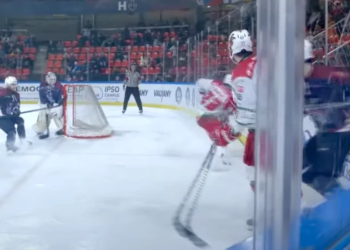 VIDEO: "Zemgale"/LBTU hokejistiem zaudējums IIHF Kontinentālā kausa trešās kārtas mačā