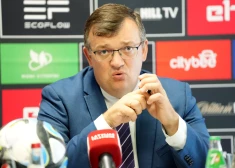 Domāsim nevis par poļiem, bet par savu spēli, saka Latvijas futbola izlases treneris