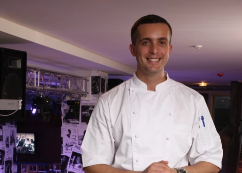 Rīgas restorāna "Max Cekot Kitchen" īpašnieks Maksims Cekots.
