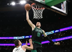 VIDEO: Porziņģis palīdz "Celtics" uzvarēt Austrumu konferences favorītu cīņā, Bertāns nepiedalās "Thunder" kārtējā uzvarā 