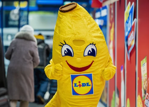 Lidl выделяет еще 2,5 млн евро на повышение зарплат сотрудникам