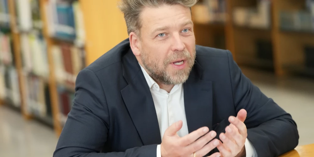 Filozofijas profesors Bičevskis skaidro Latvijas sabiedrības nepatiku pret kreisajām idejām
